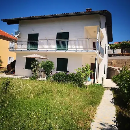 Apartament Apartman Ana-zora
