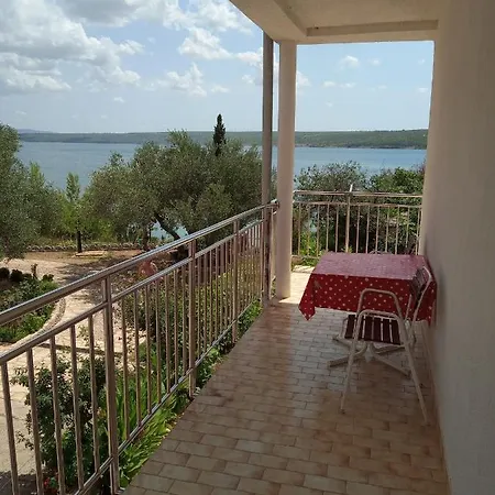 Apartman Ana-zora *