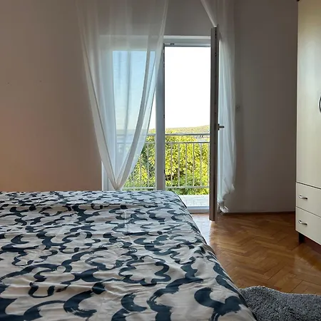 Ana-zora Apartamento Posedarje