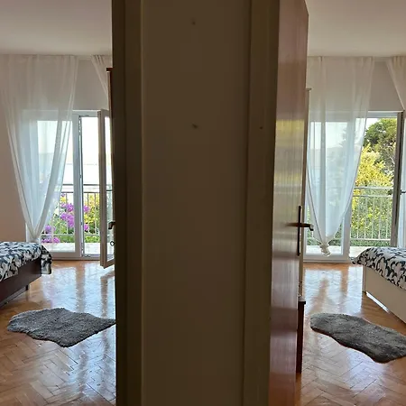 Apartment Apartman Ana-zora Posedarje