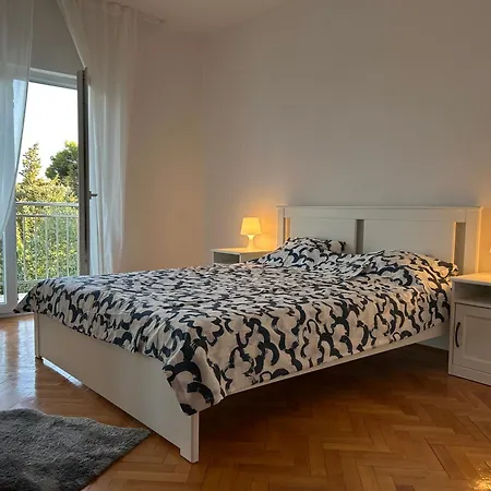 Apartman Ana-zora *