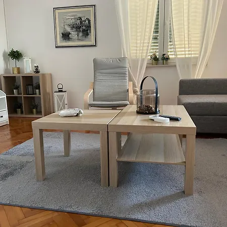 Apartman Ana-zora * Posedarje