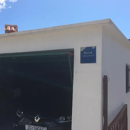 Lägenhet Ana-zora *